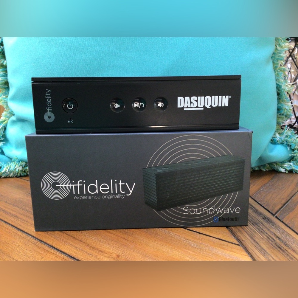 ifidelity bluetooth speaker (NIB)